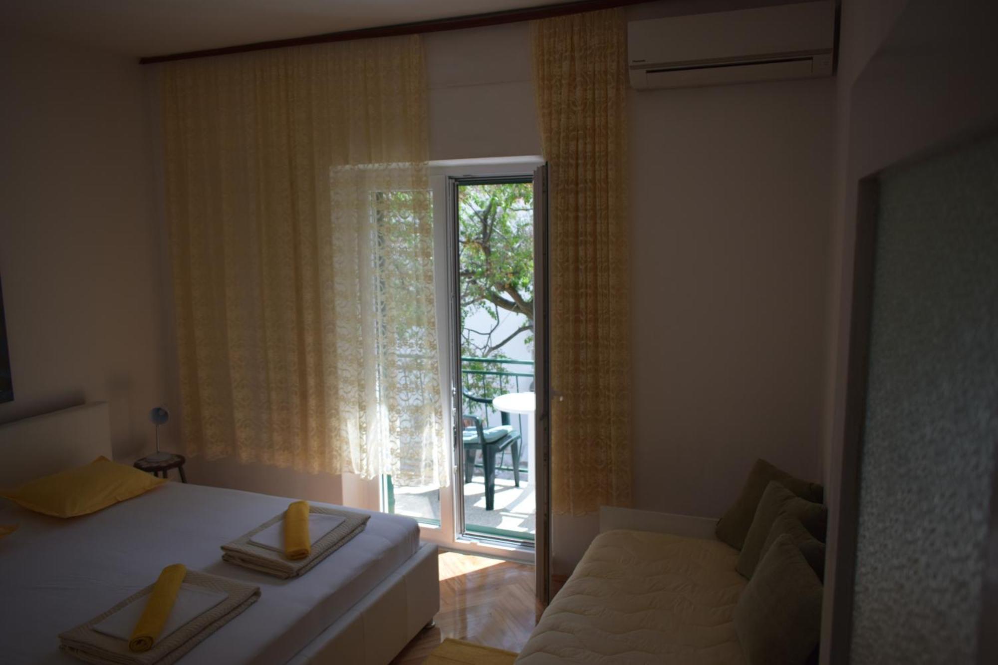 Apartment Antonella Makarska Bagian luar foto
