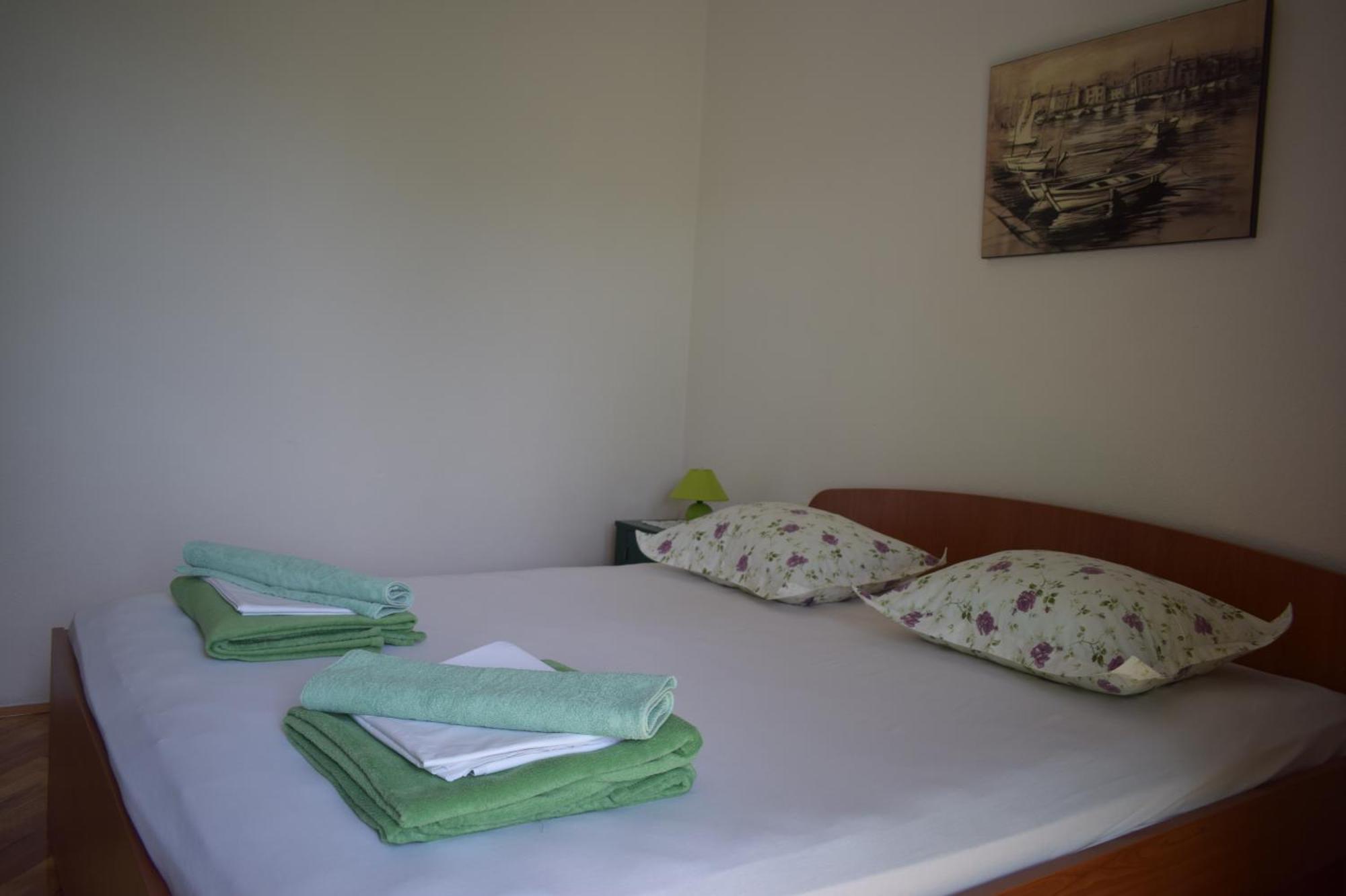 Apartment Antonella Makarska Bagian luar foto
