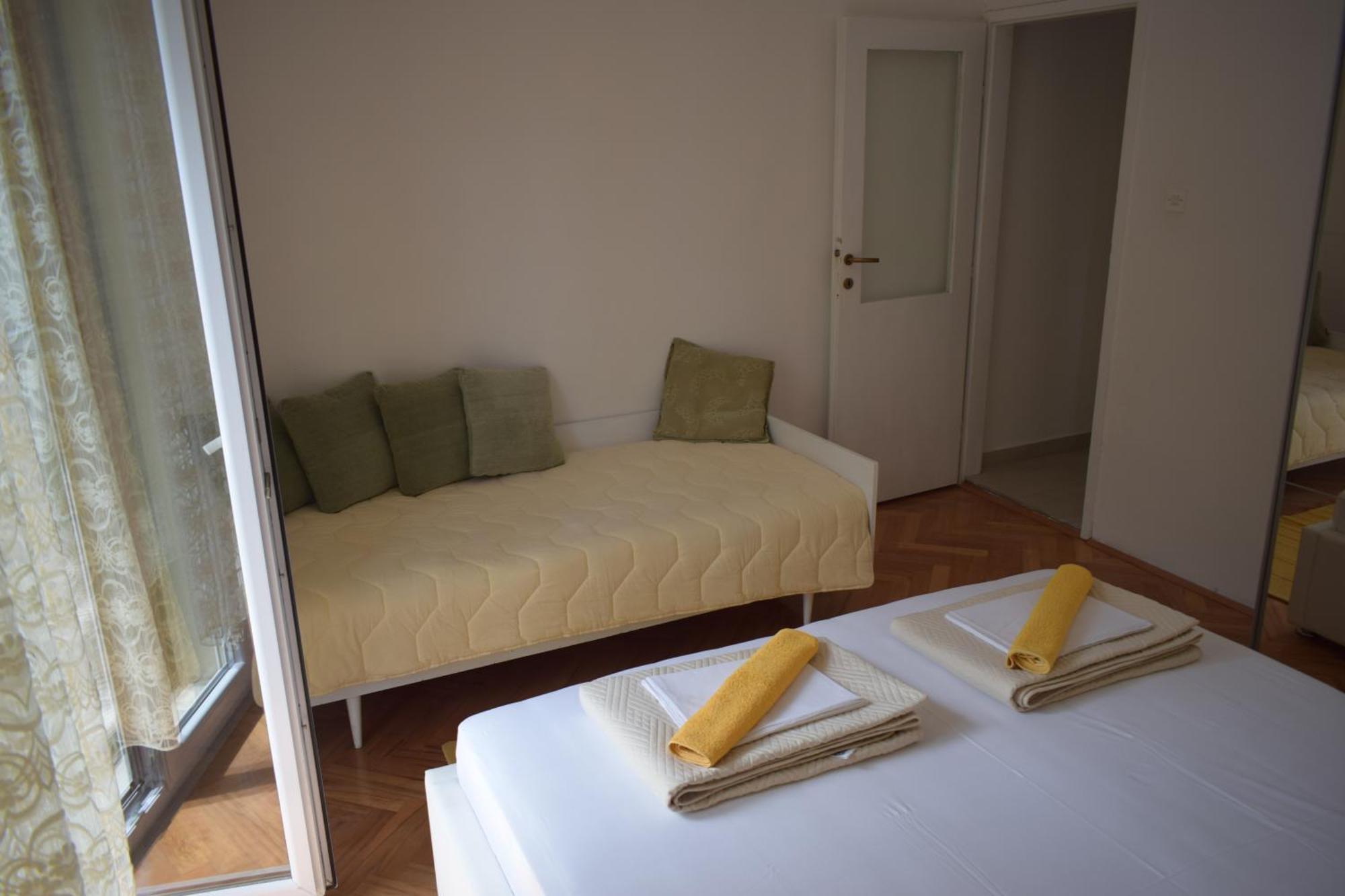 Apartment Antonella Makarska Bagian luar foto